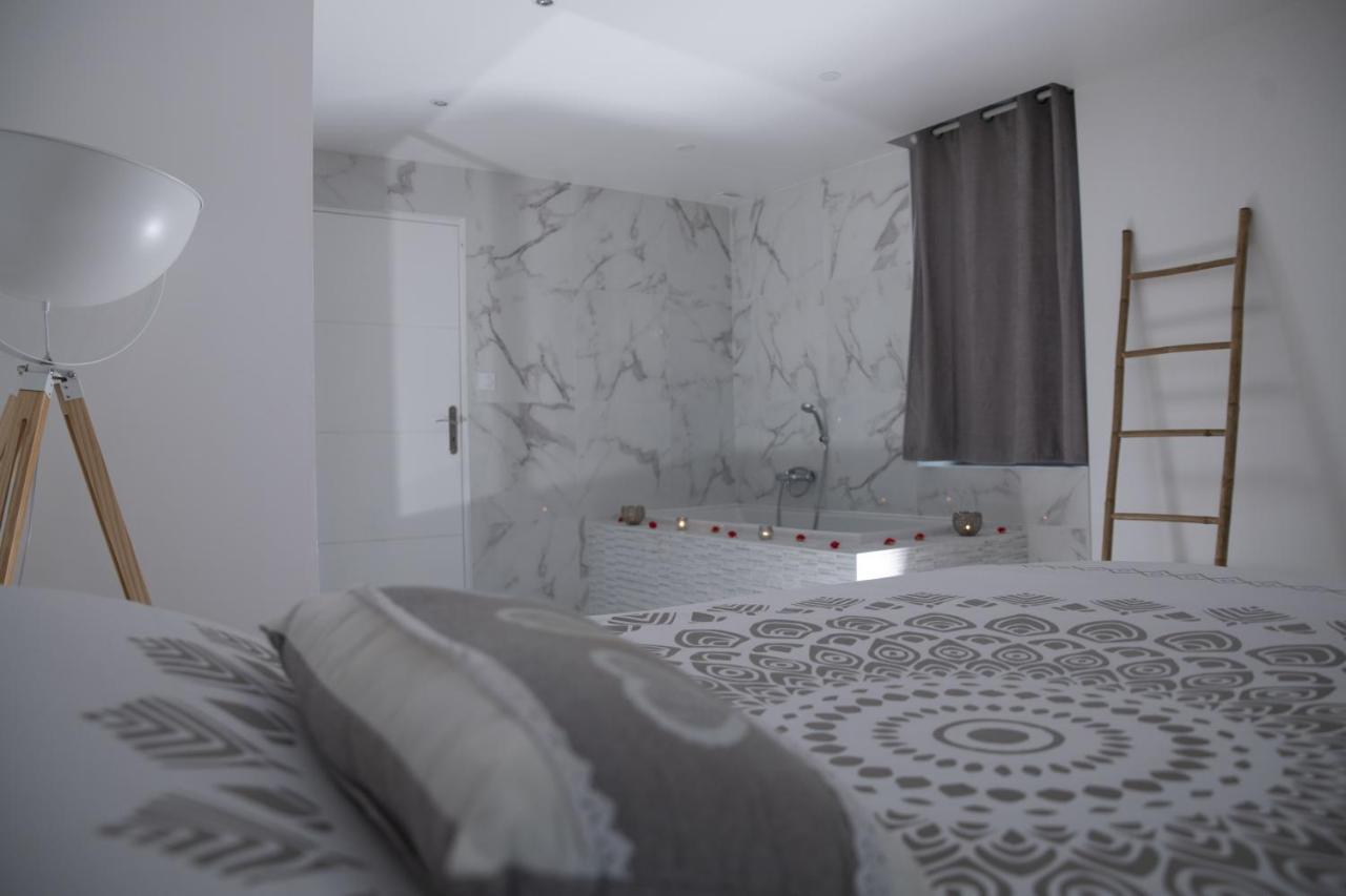 Triplex de luxe 110 m2 hyper centre jacuzzi Apartment Dinan Exterior foto